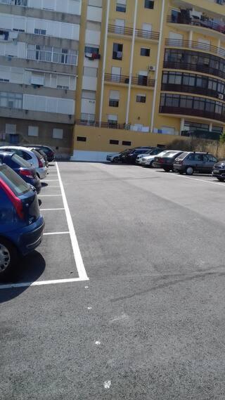 Minimalist Apartment Located Near Belem 2