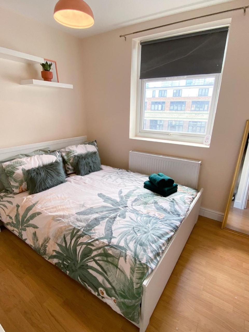 Lovely 3 Bed Apartment in the City of London 2