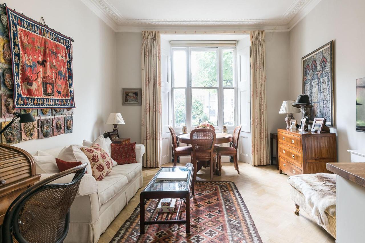 The Hummingbird - Stylish 1-Bed by Kensington Gardens (Adults Only)