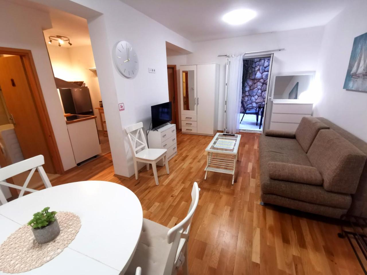 Apartment Tatiana 1