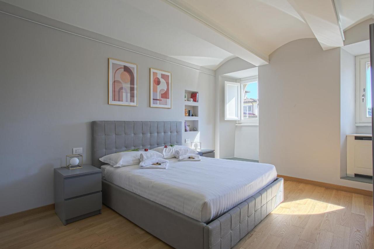 Luxury Suite in Florence - Hosted by Sweetstay 1