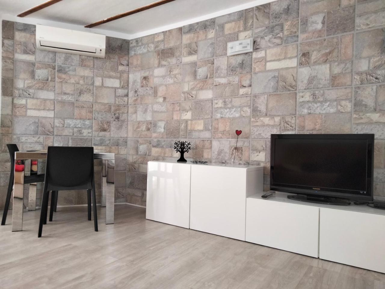 Casina Al Rettifilo 1