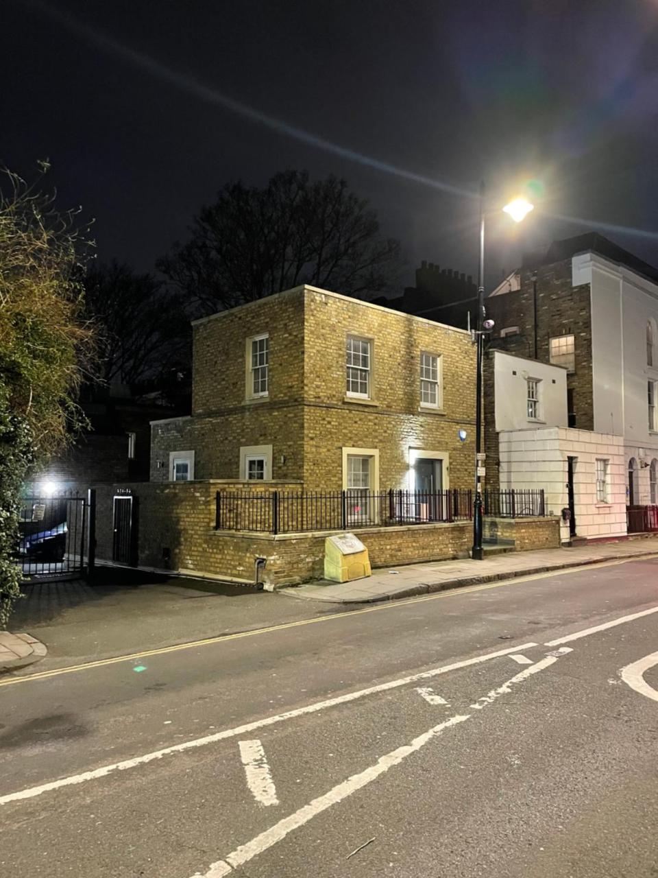 4 Islington Park Street 1