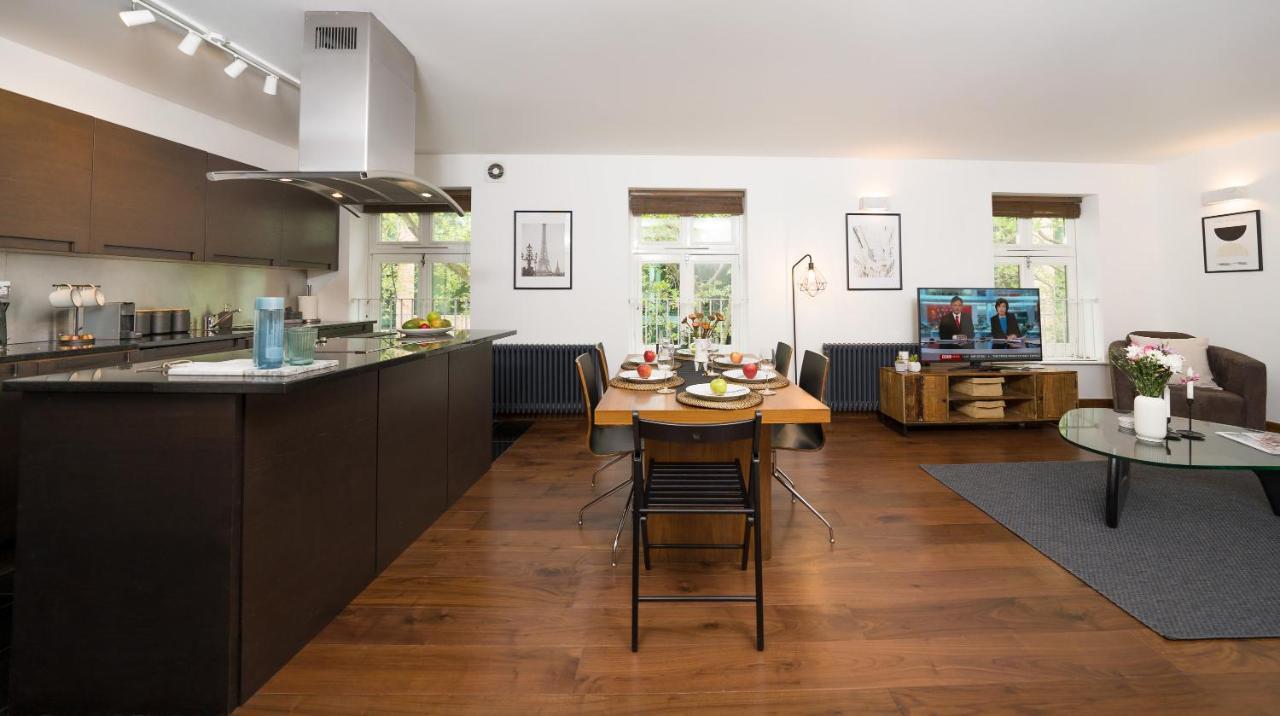 Best Location 2 Bedr, 3 Beds, Covent Grdn, China Town 2