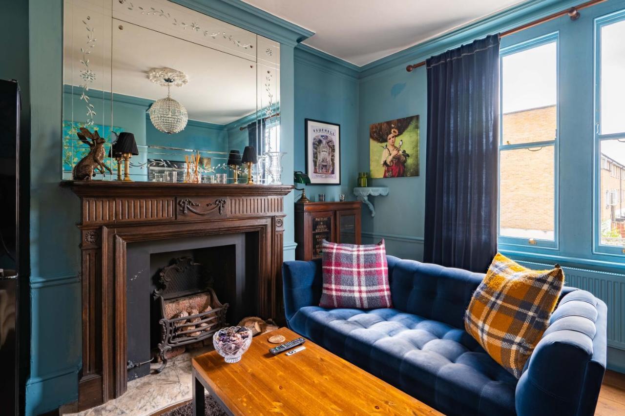 Charming Home with Roof Terrace in East London by Underthedoormat