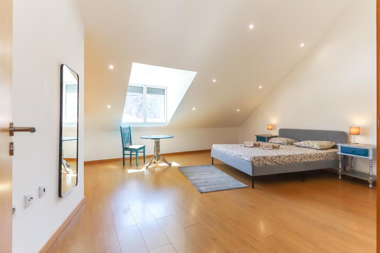Vita Portucale ! Concept Apartment Campo Ourique (Adults Only)