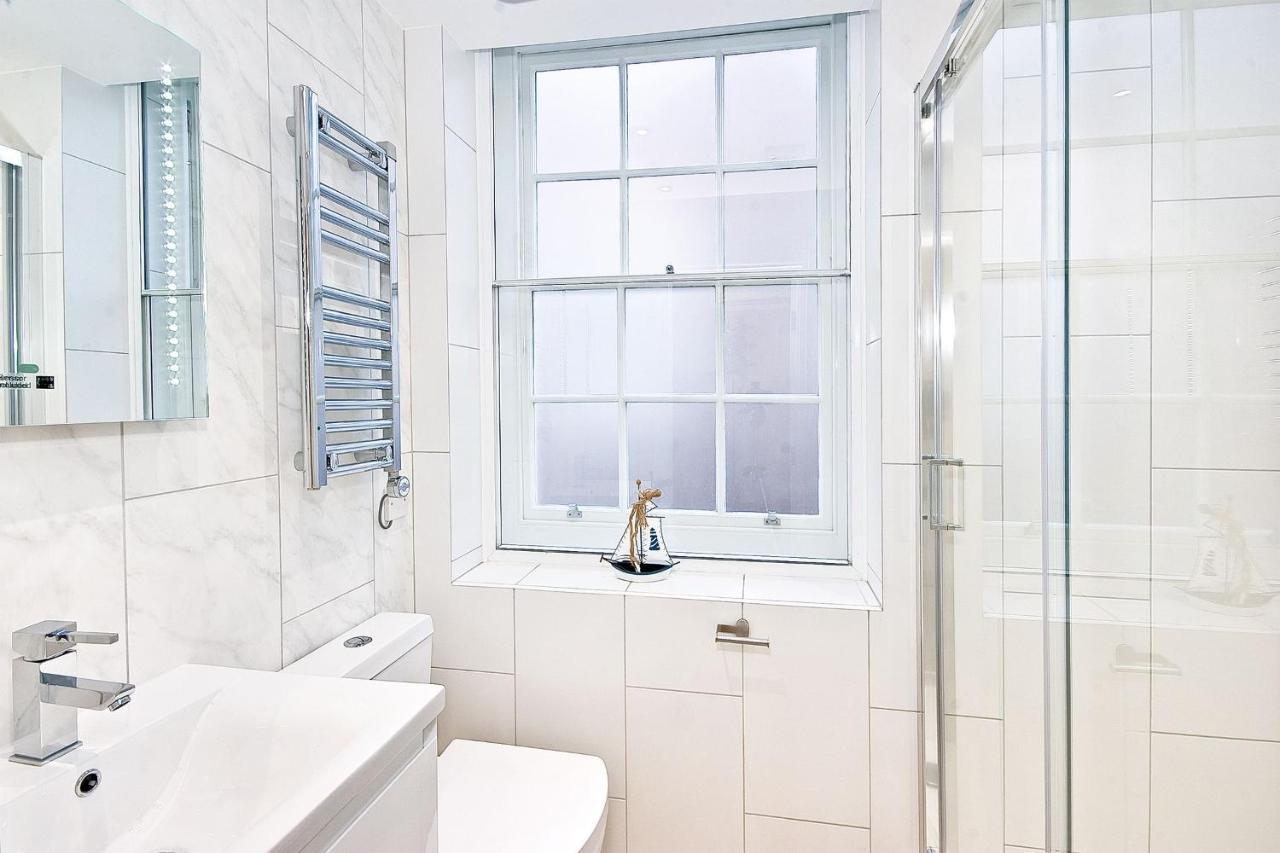 Eldon Chambers Pod 5 by City Living London (Adults Only) 2