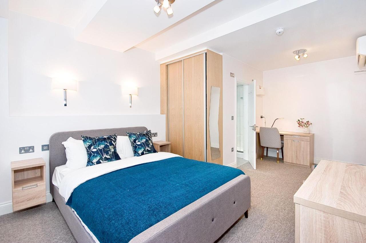 Eldon Chambers Pod 5 by City Living London (Adults Only) 1