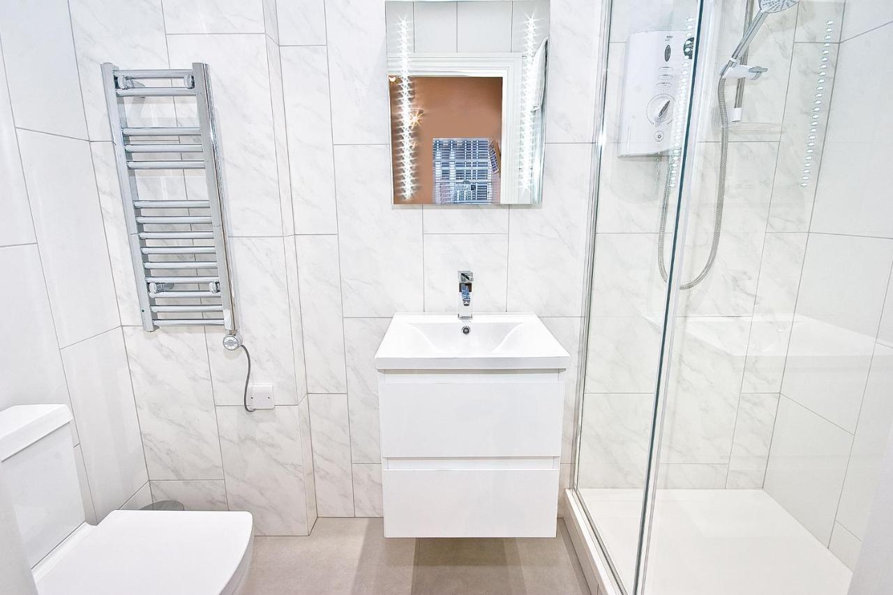 Eldon Chambers Pod 7 by City Living London (Adults Only) 1