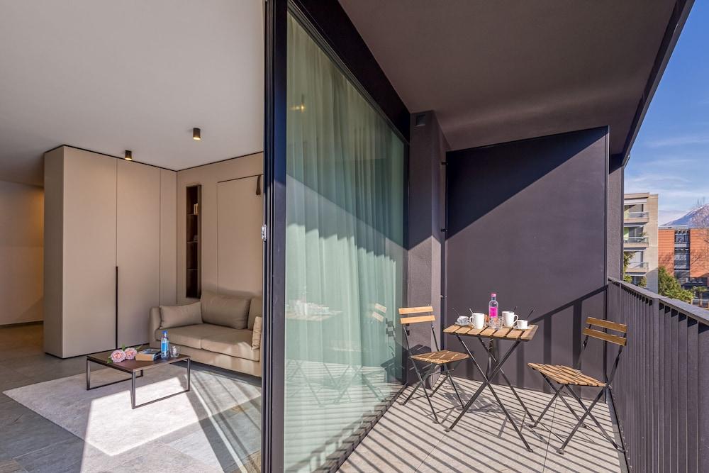 Icon H 301 Suite Micro-Living