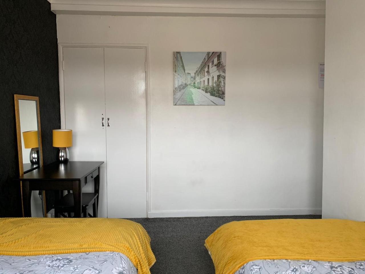 London Budget Maisonette 1