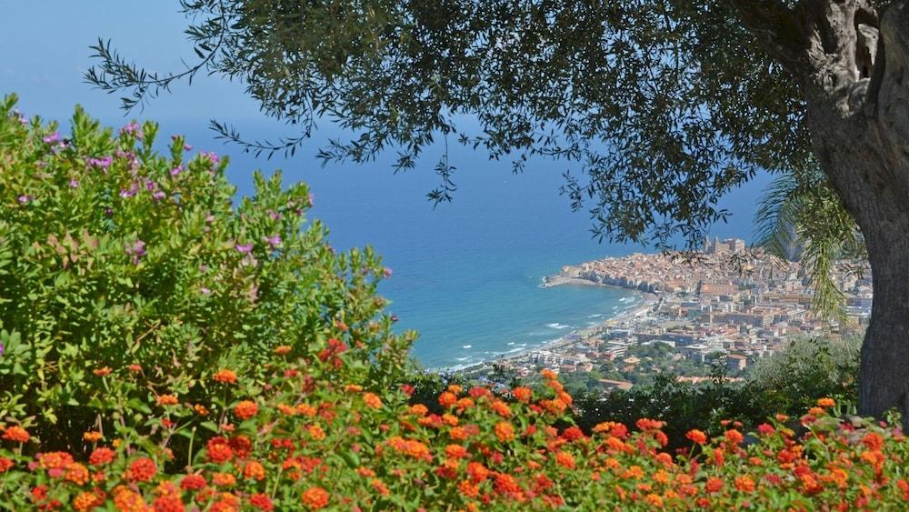 Villa Splendida 8 in Cefal 1