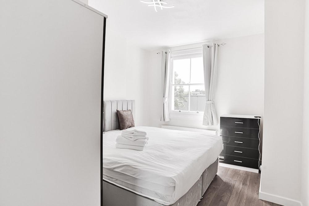 Charming 1-Bed Apartment in Euston 2