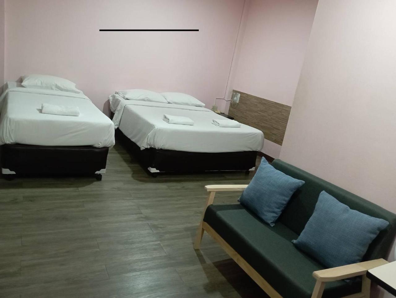 Rajparop Place (Adults Only) 2