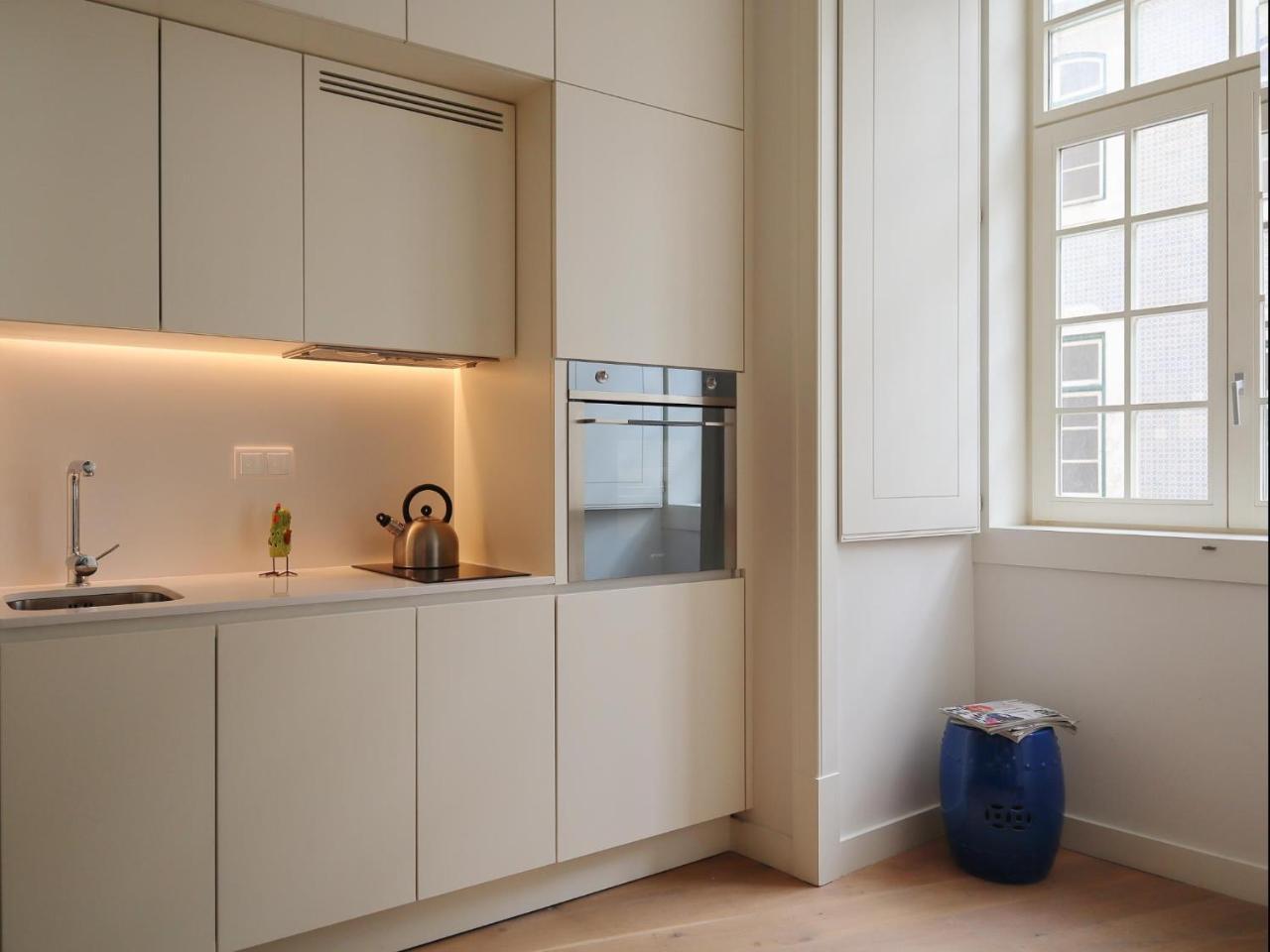 Chiado Riverside Modern Stylish Apt (Adults Only) 1