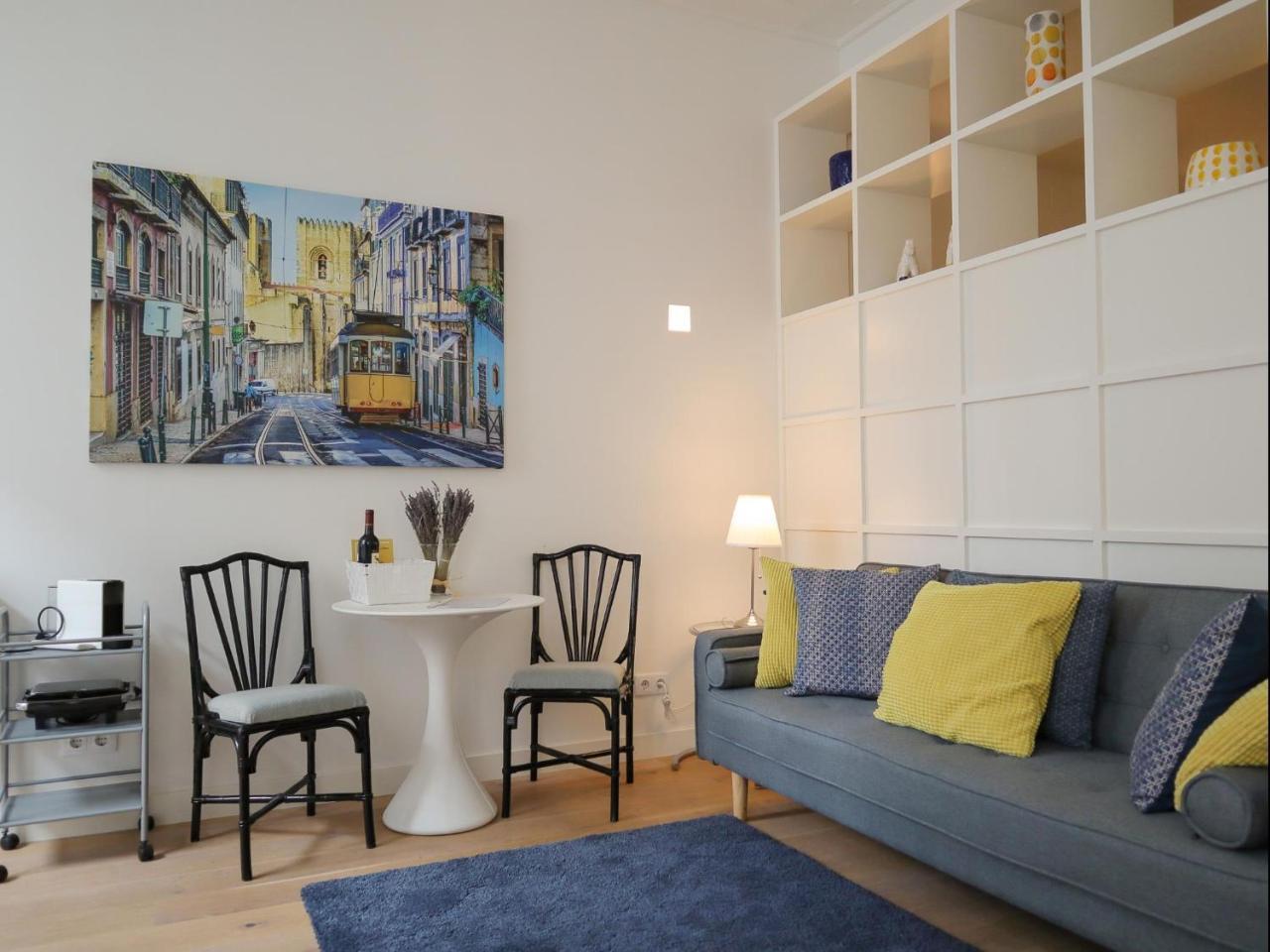 Chiado Riverside Modern Stylish Apt (Adults Only)