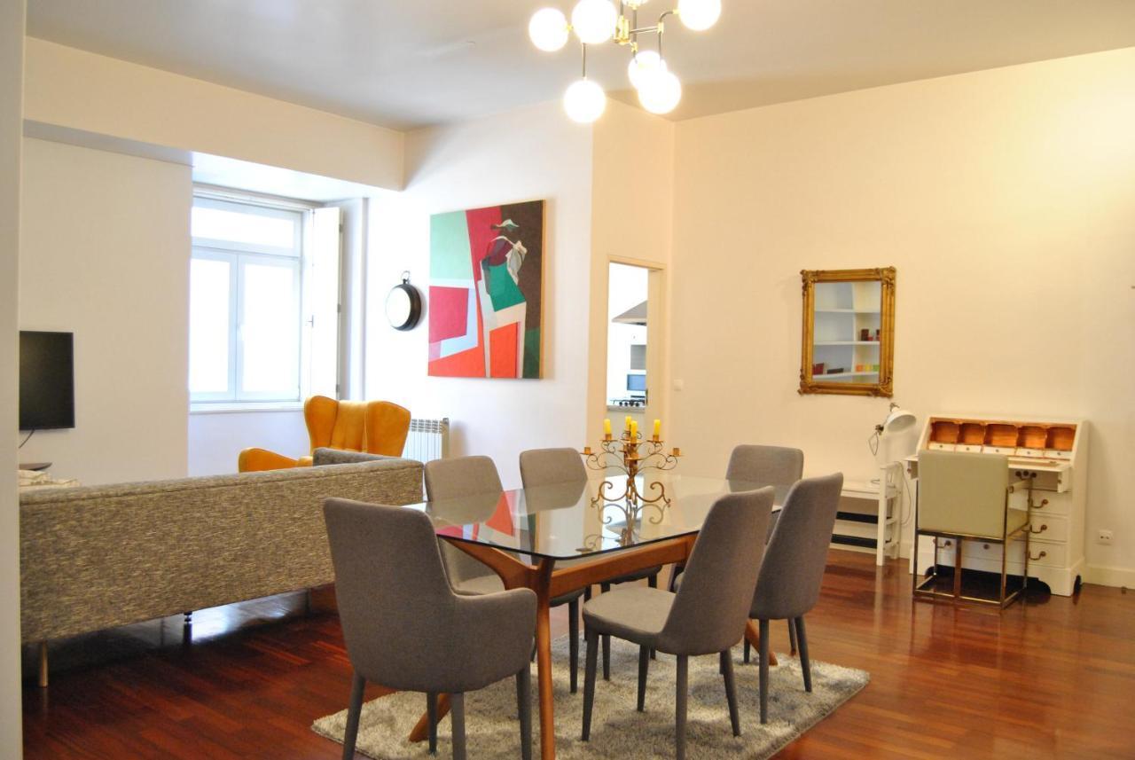 Chiado 2 Bedroom Elegant Apartment