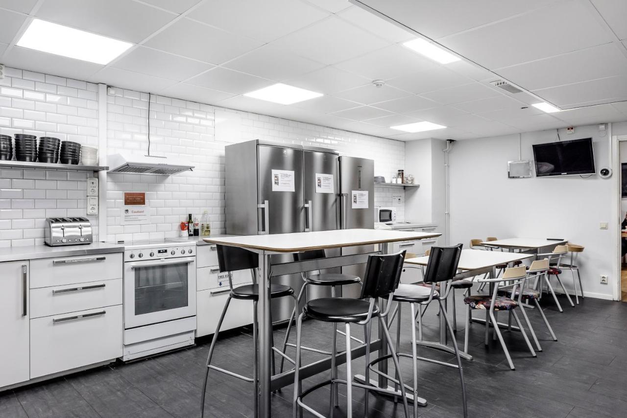 City Hostel (Adults only) 2