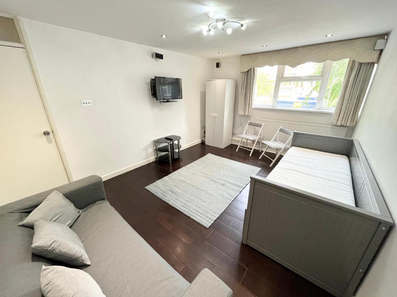 Large Apt Close To Central Ldn 1