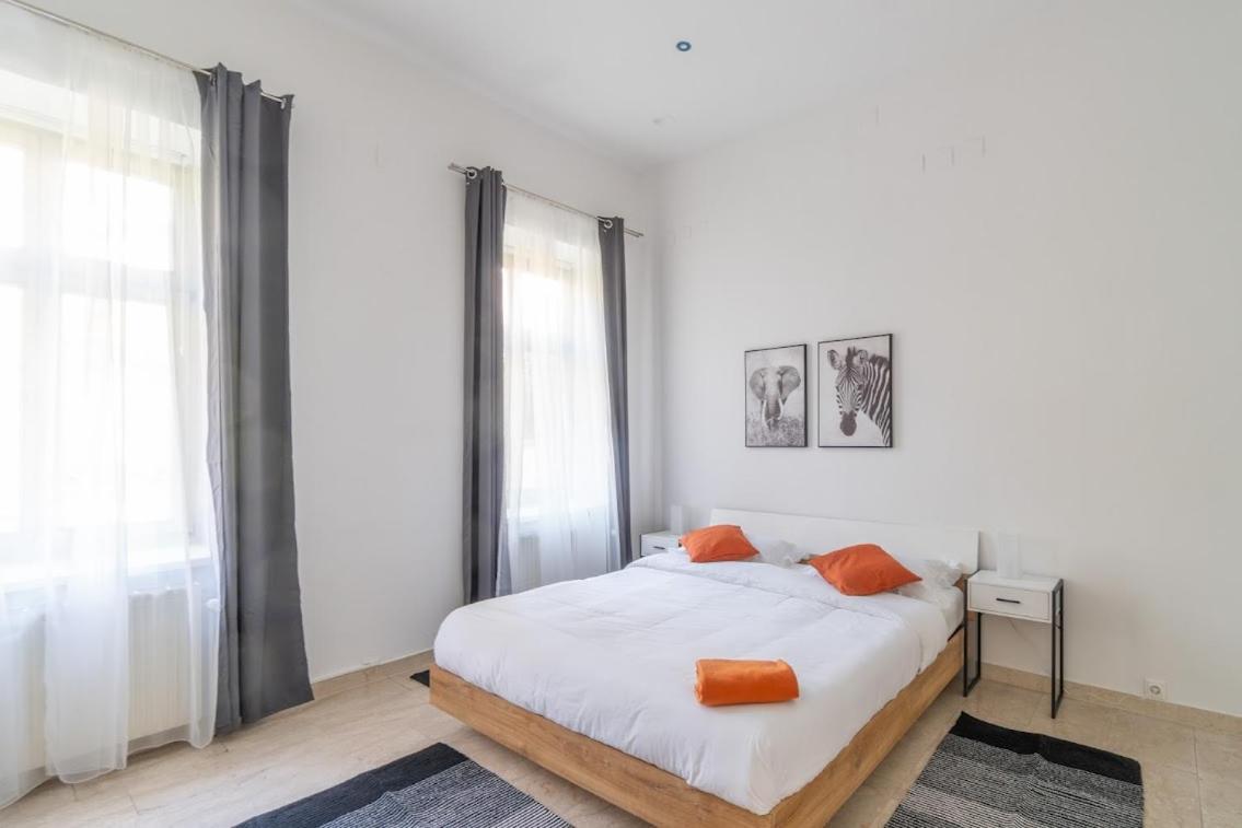 Centre Apartments