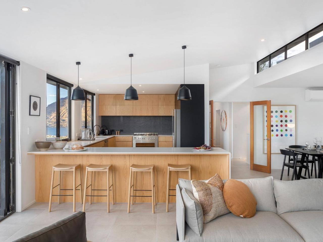 Olivers Oasis by Relaxaway Holiday Homes 2