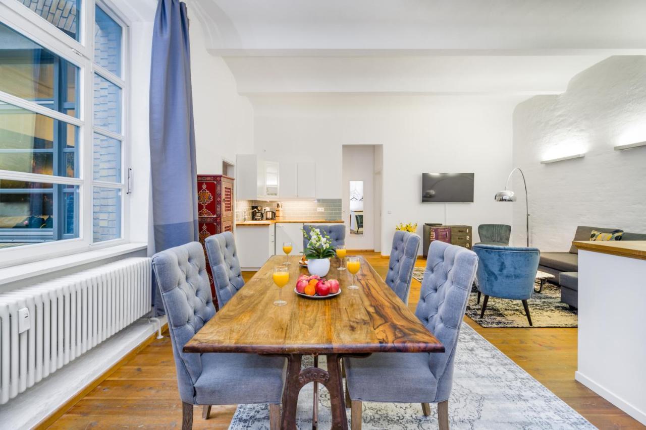 The Melchior, Luxury Industry Loft in Mitte Up To 5 Ppl with 2 Bath Rooms 2