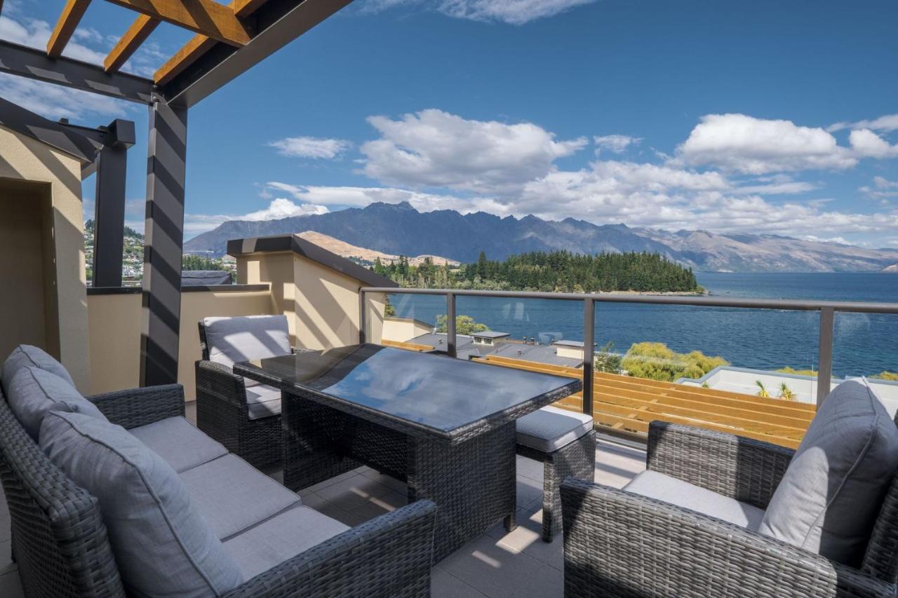 Lakefront Luxury 912 the Beacon 3 Bedroom 1