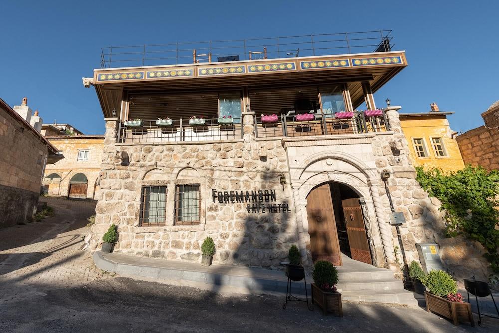 Foremanson Cave Hotel