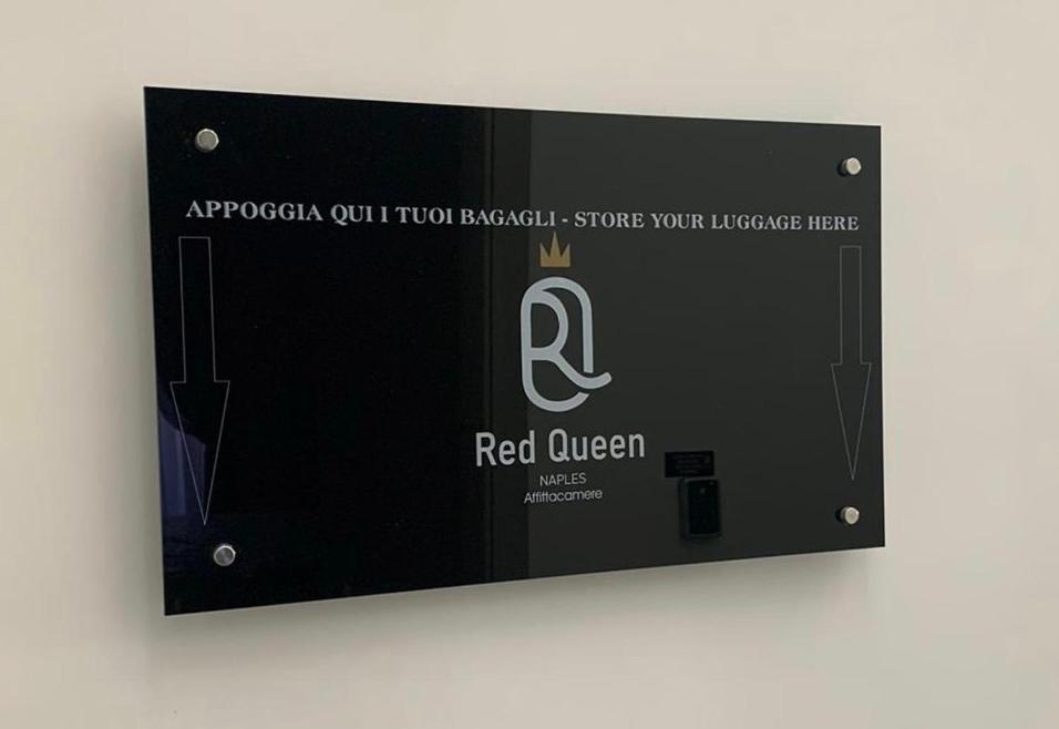 Red Queen Naples 2