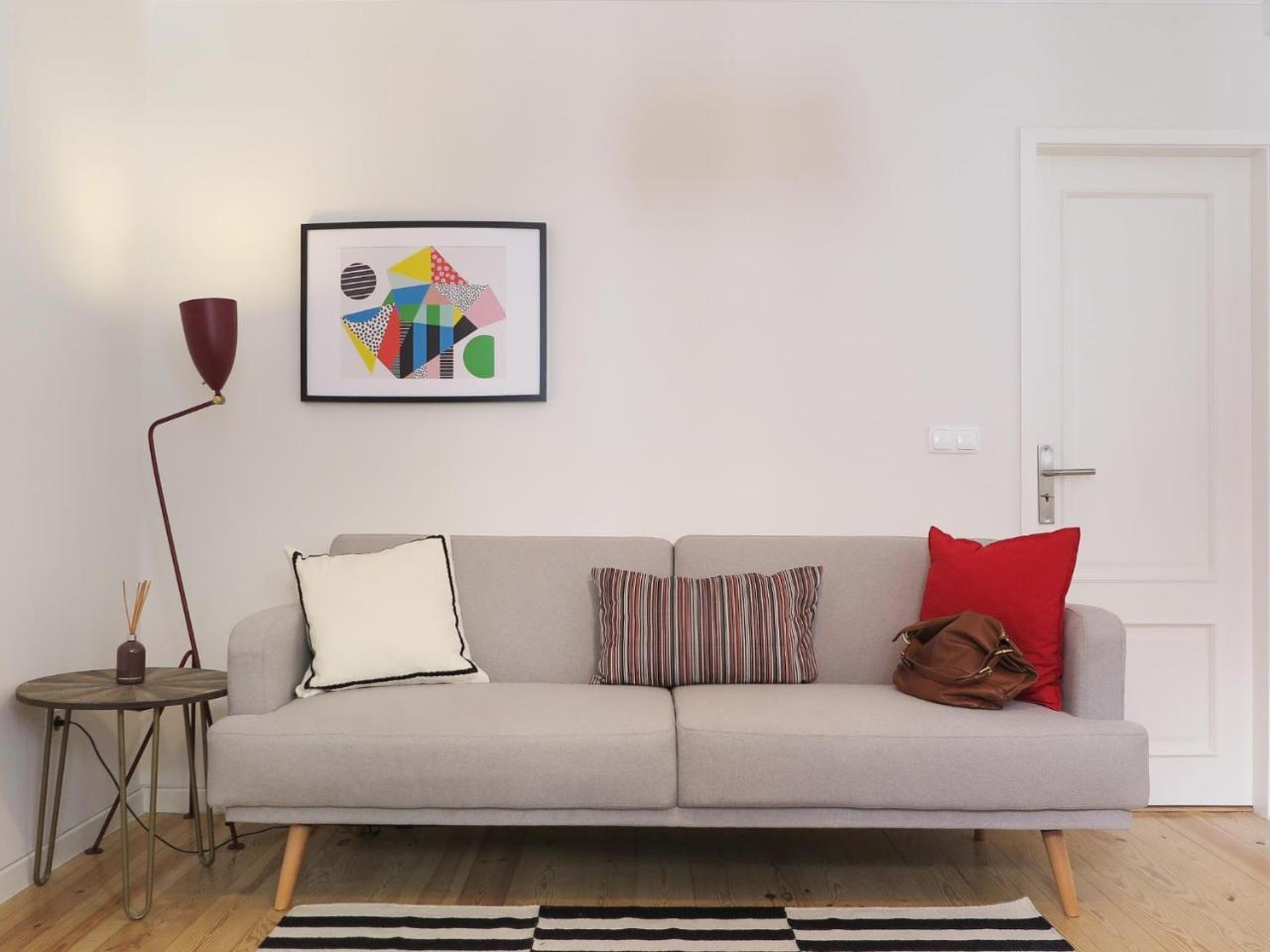 Historic Alfama Apt with Modern Style (Adults Only)
