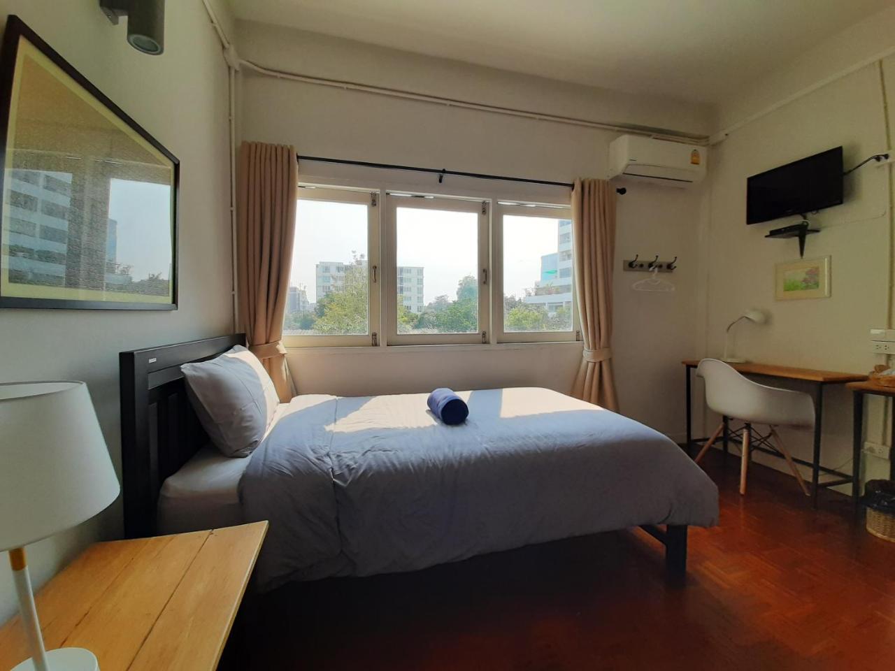 Pingplalee Female House (Adults Only) 1