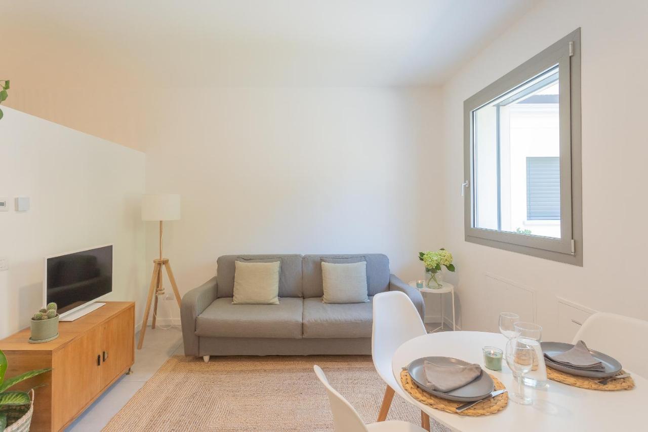 Ginepro & Salvia Apartments in Como by Rent All Como 2