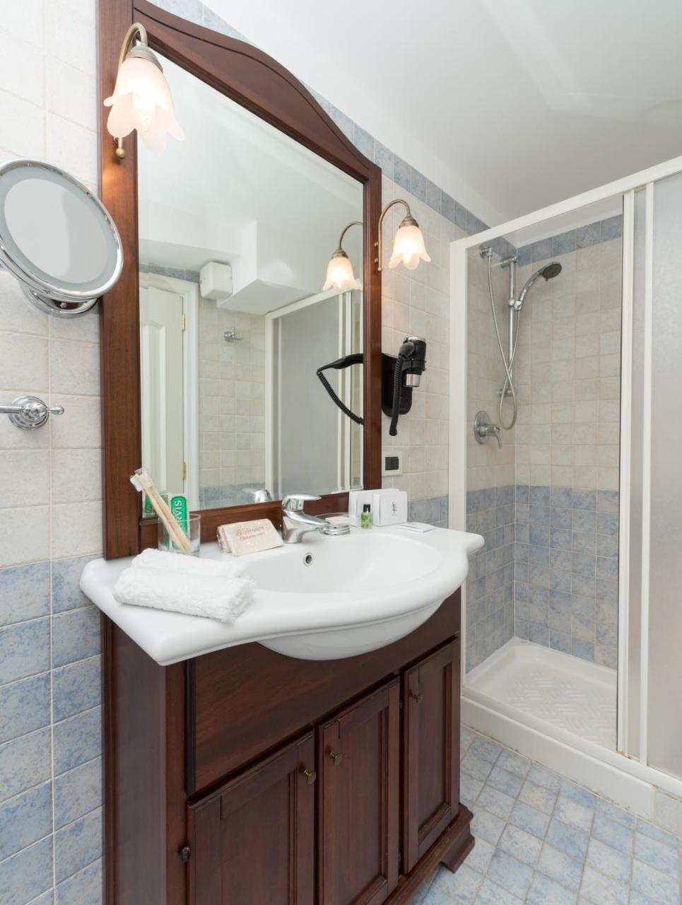 Villa Le Terrazze Charming Rooms 1