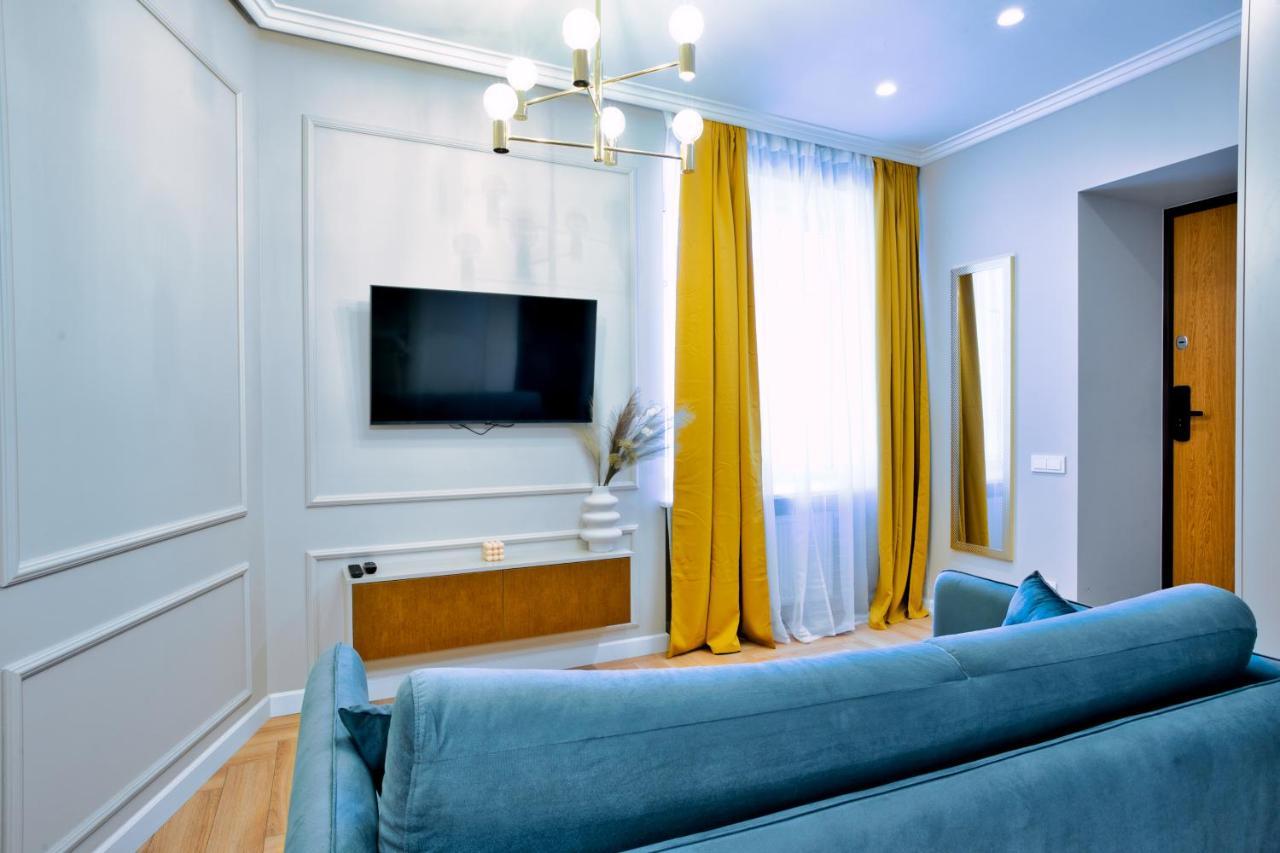 Top Located New Stylish Apartment in Vilnius Old Town