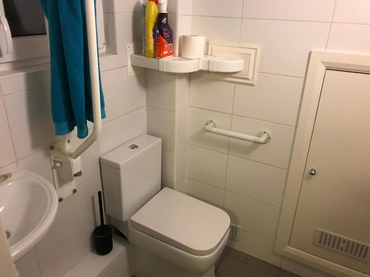 West Kensington 3 Bedroom Apartment 1