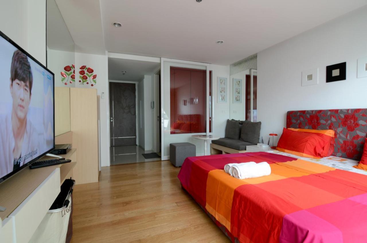 Studio Apartment Near Bts Skytrain Free Wifi (Adults Only) 2