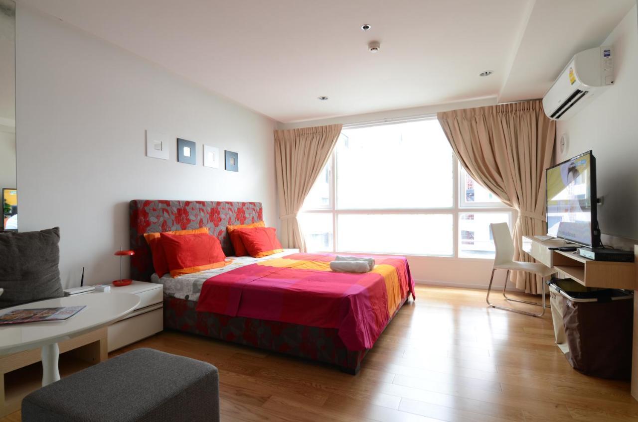 Studio Apartment Near Bts Skytrain Free Wifi (Adults Only)