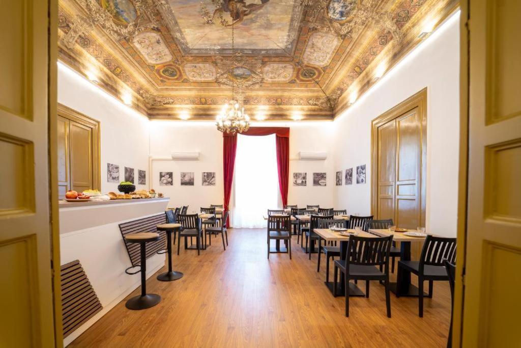 Ballaro' Hotel