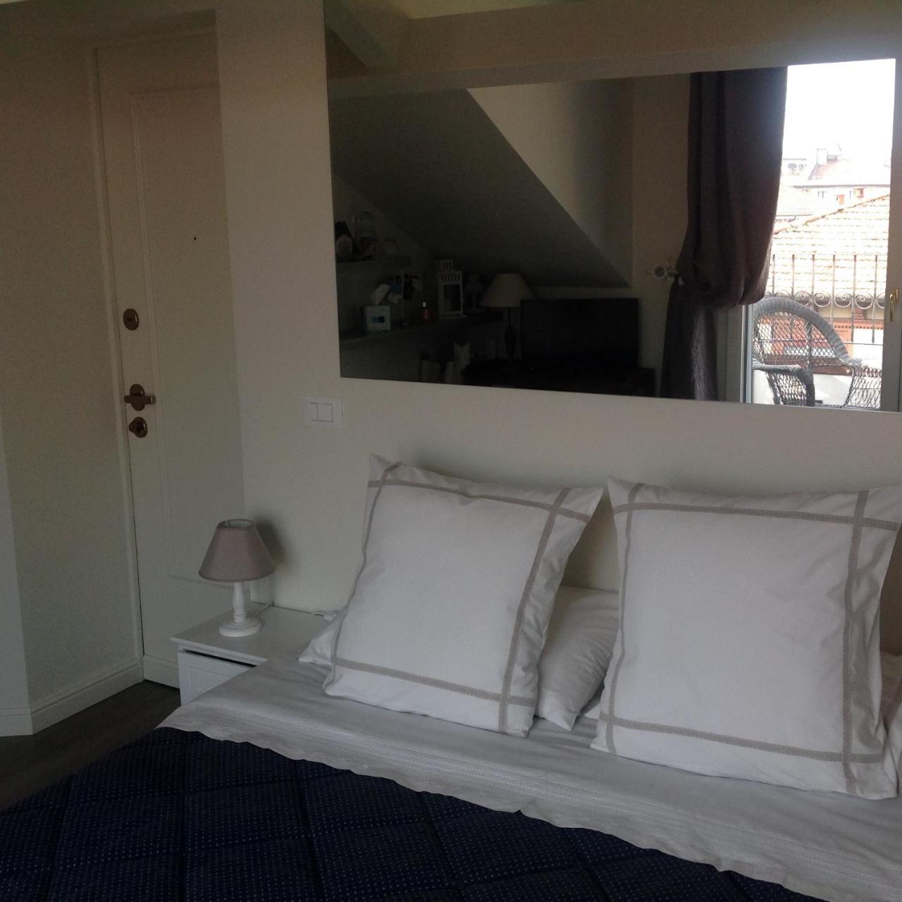 Apartment Pied a Terre with Terrazza in Milan City Center (Adults Only)