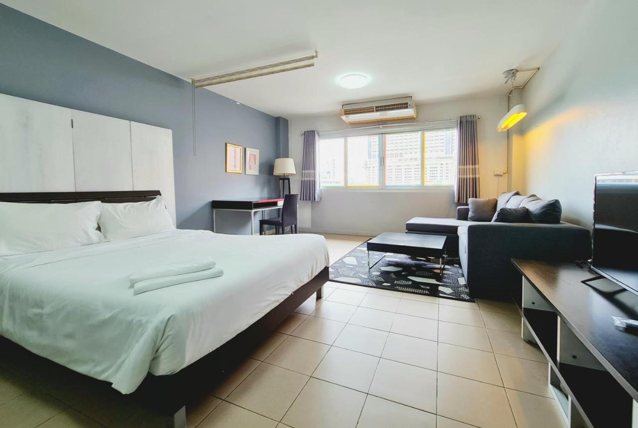 The Studio at Sathorn Terrace