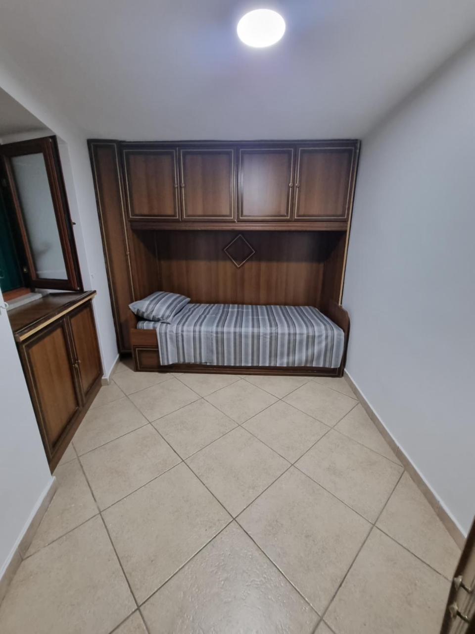 B&B Casa (Le Porte di Napoli) 1