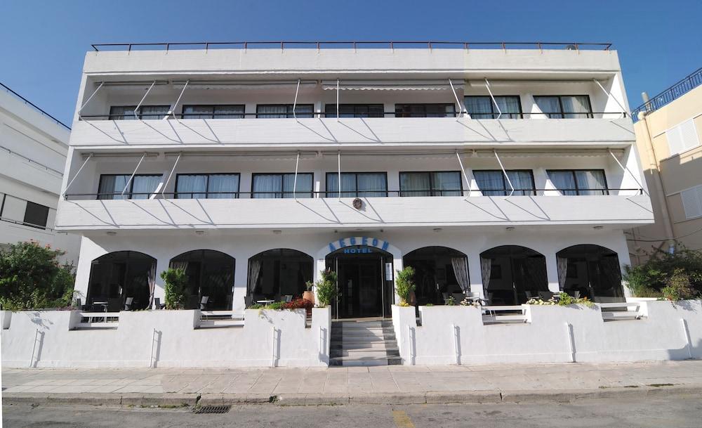 Aegeon Hotel (Adults only)