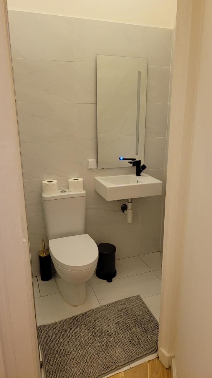 Tiny Studio Rosa - Bairro Alto (Adults Only) 1