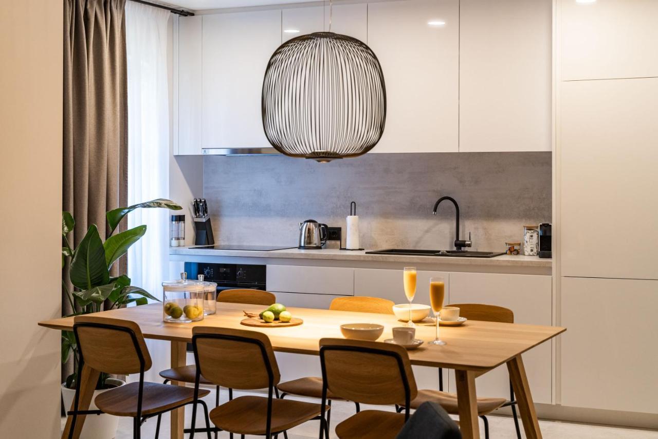 Agape Suite Old Town-Luxury Two Bedroom Apartment 2
