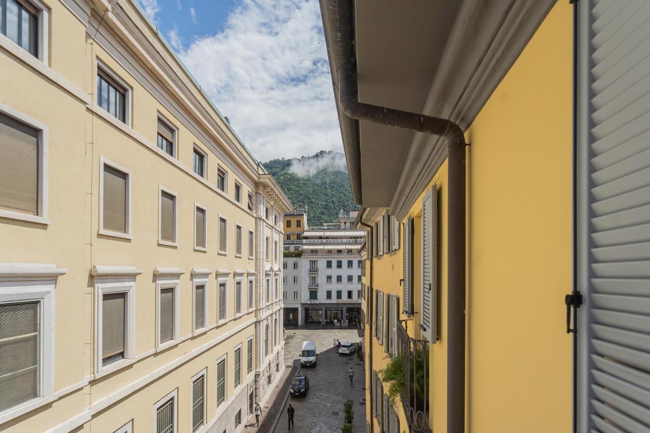 Lake Holiday Como by Rent All Como 2