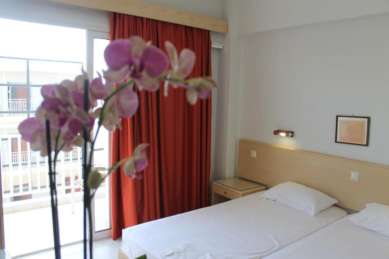 Savoy Hotel 1