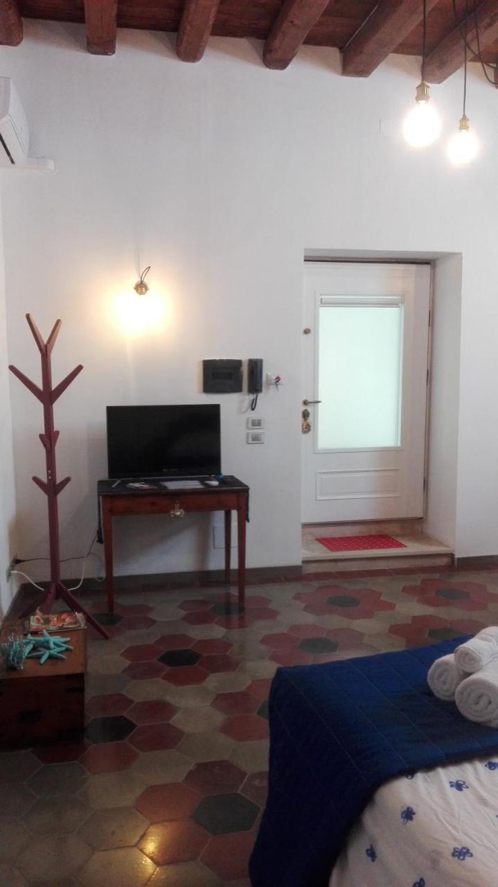 Dimora Epode' (Adults Only) 2