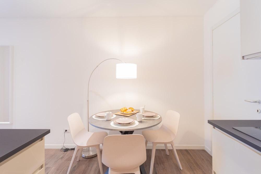 Co-F181-Carb1ct - Tremezzo Apartment 3 1