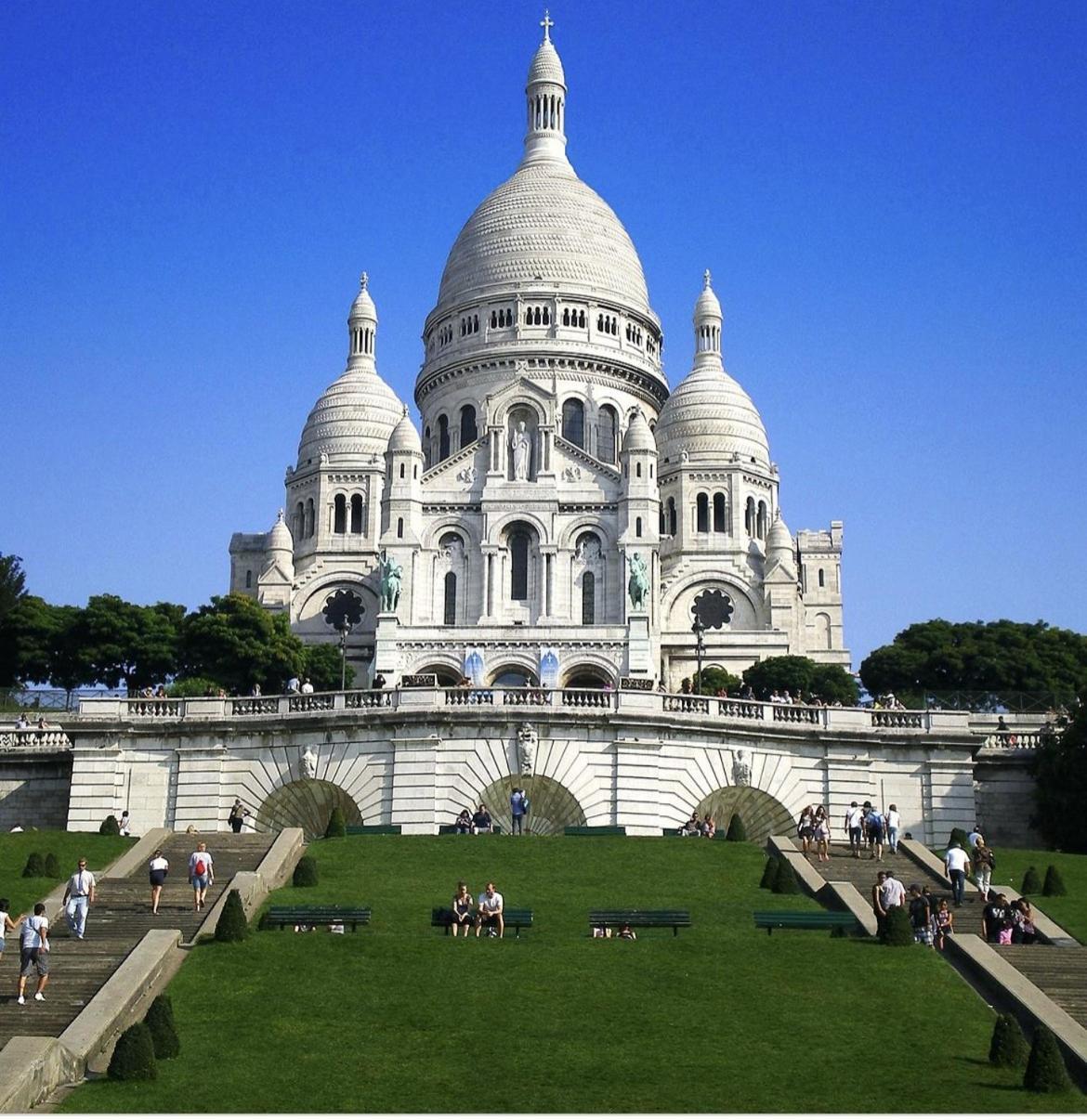 Appartement Atypique Au Pied du Sacre Cœur