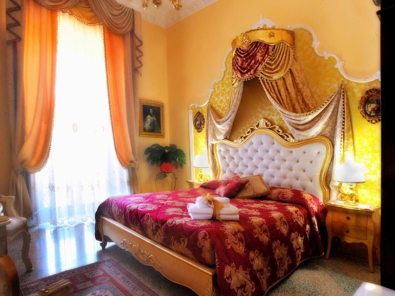 La Dolce Vita (Adults only)